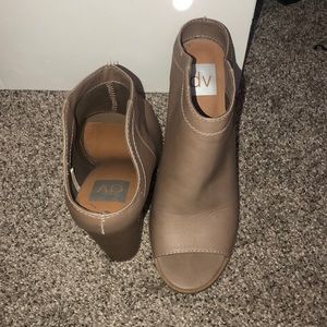 Dolce Vita Mule peep toe heels